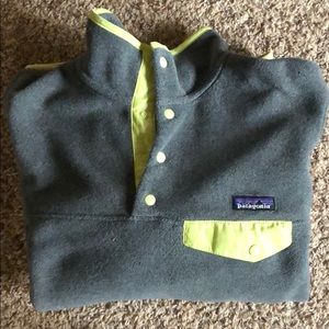 Patagonia fleece sweatshirt